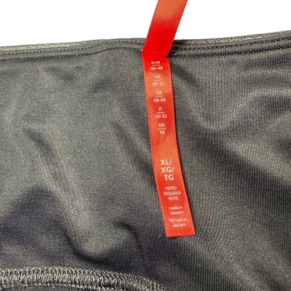 Spanx Faux Leather Leggings - Picture 10 of 10